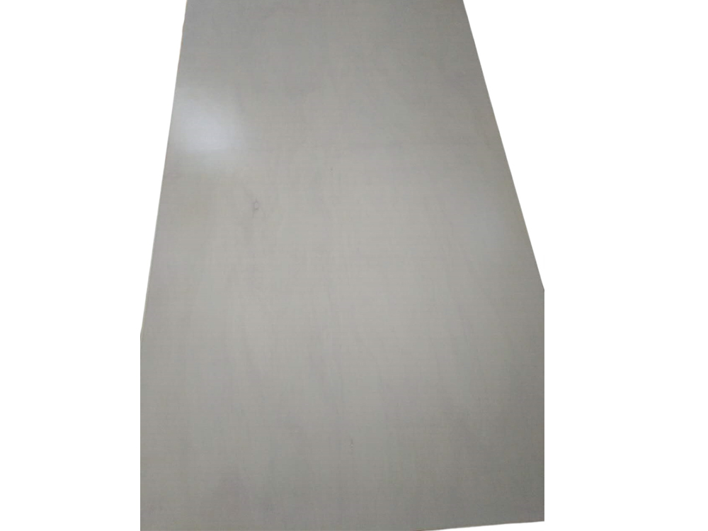 Kauri white lacquer MDF