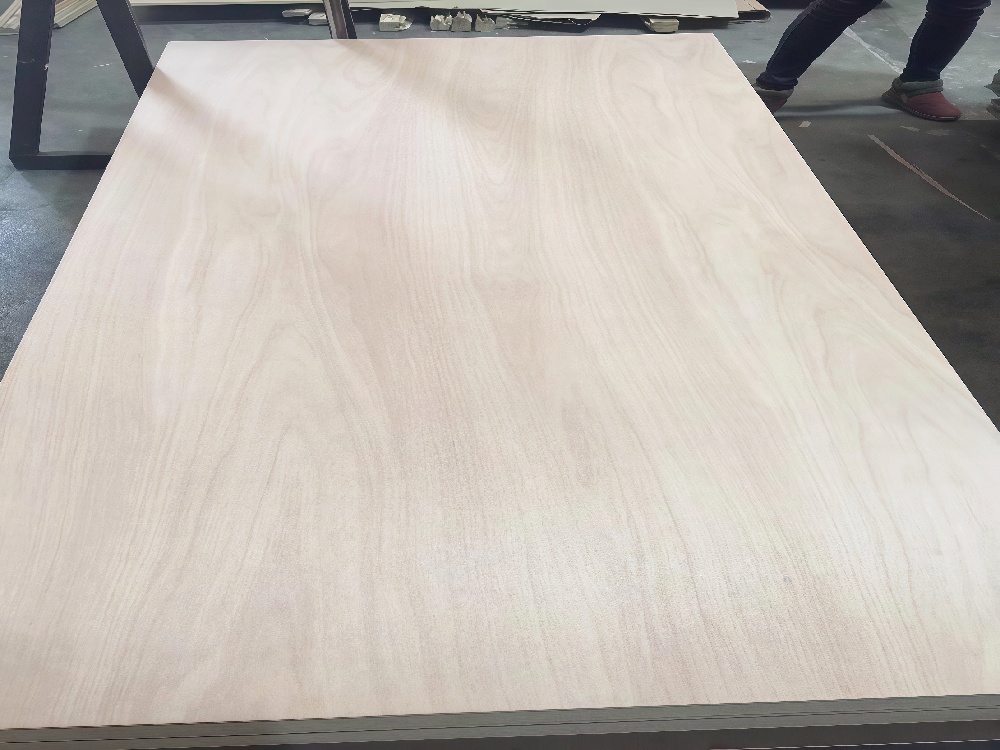 Pencil Cedar Plywood